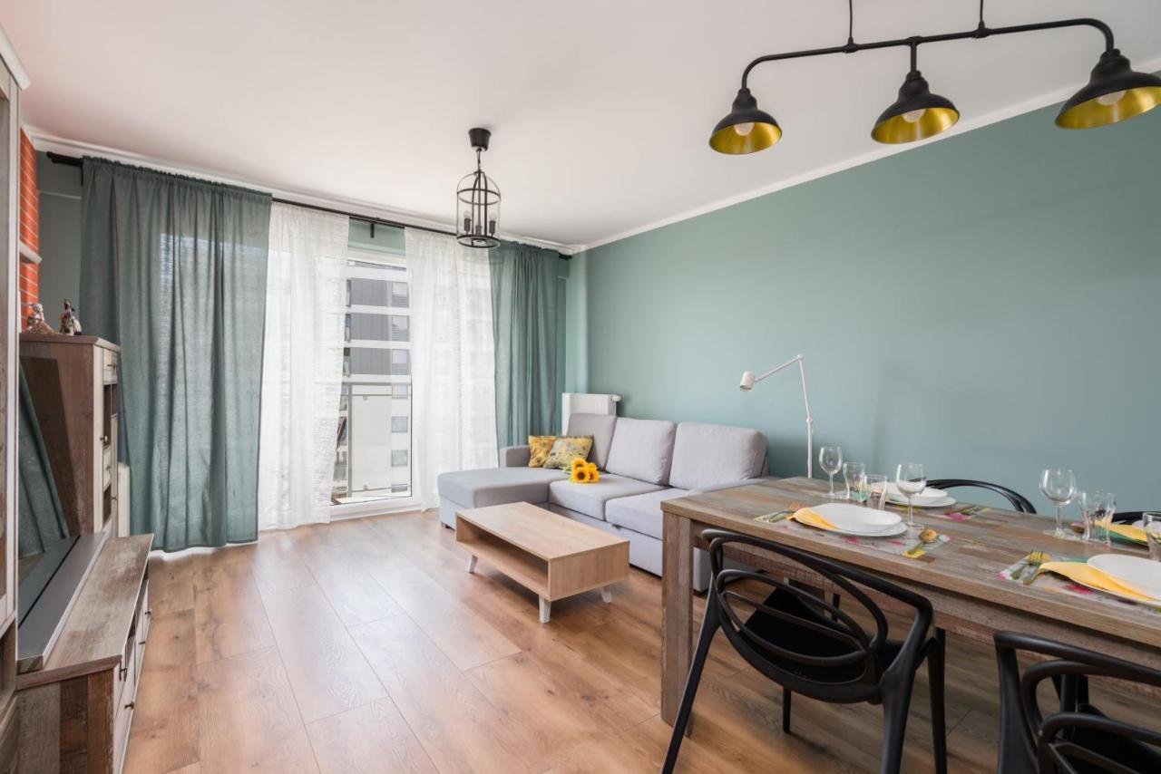Poznan Serbska 2 Miejsca Parkingowe By Noclegi Renters Exterior photo